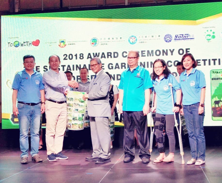 Organizers, NGO To Earth With Love and EMRO Malaysia