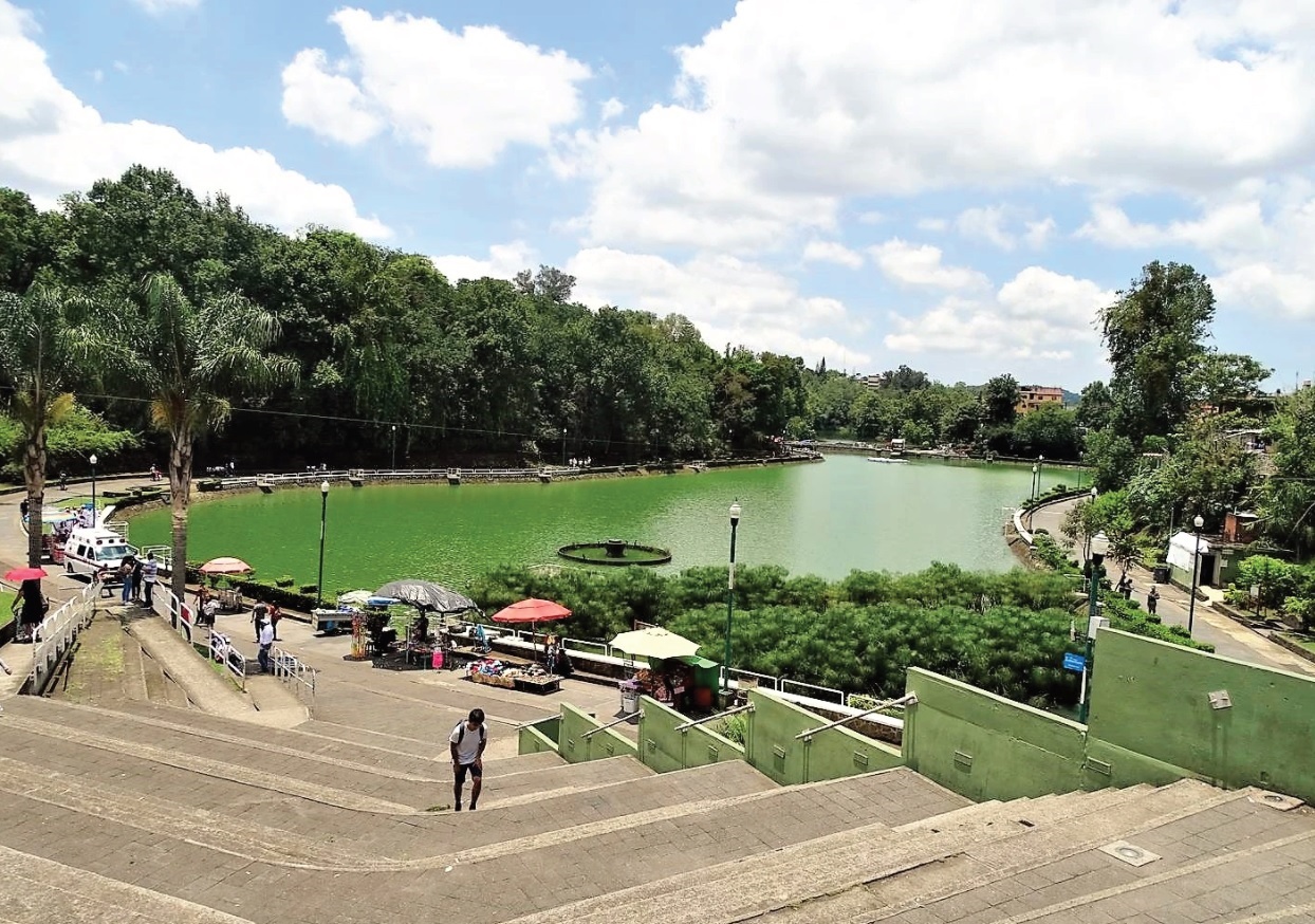 Revived Touristic Lake in Mexico 